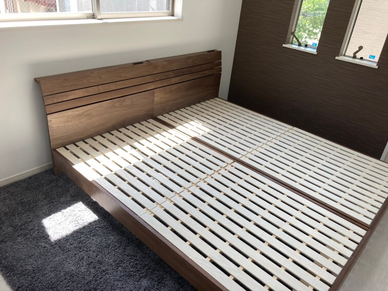 シングルベッドフレーム２台